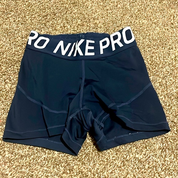 Nike Pants - Nike pro shorts